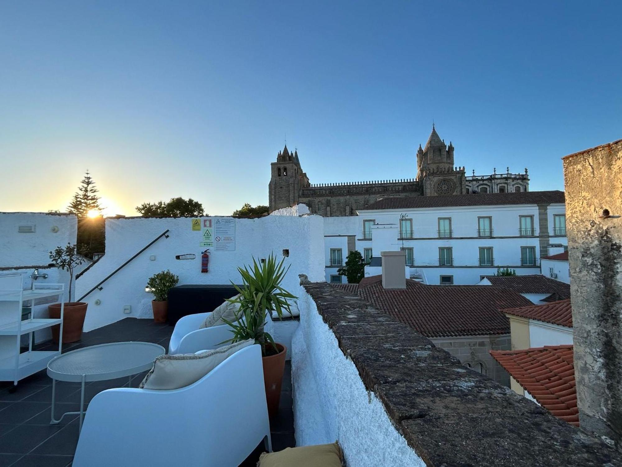 Casa Soure Suites And Apartments Évora Eksteriør bilde